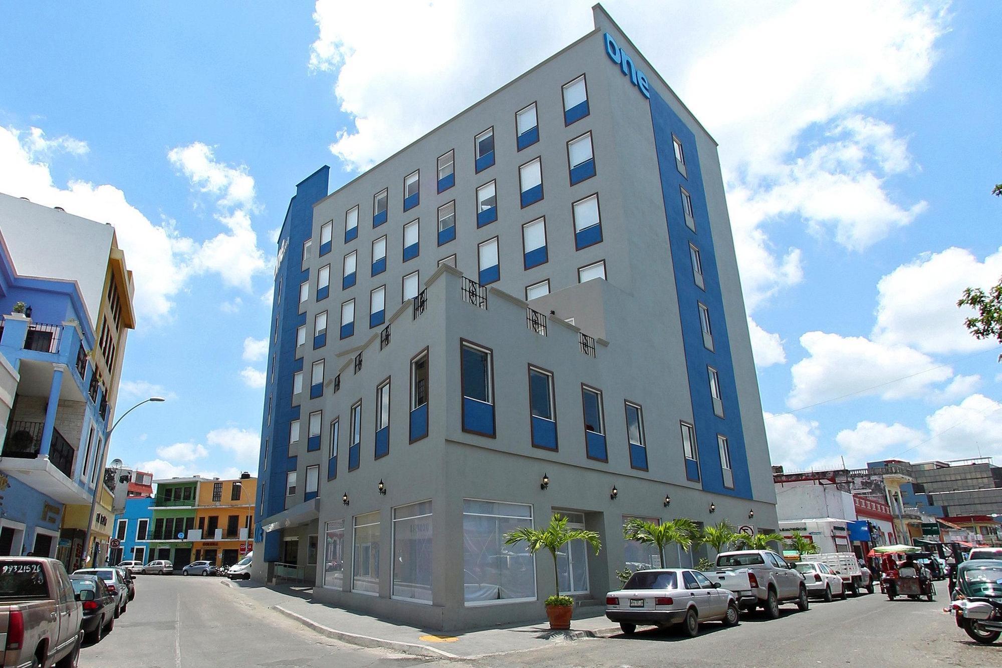 One Villahermosa Centro Ngoại thất bức ảnh