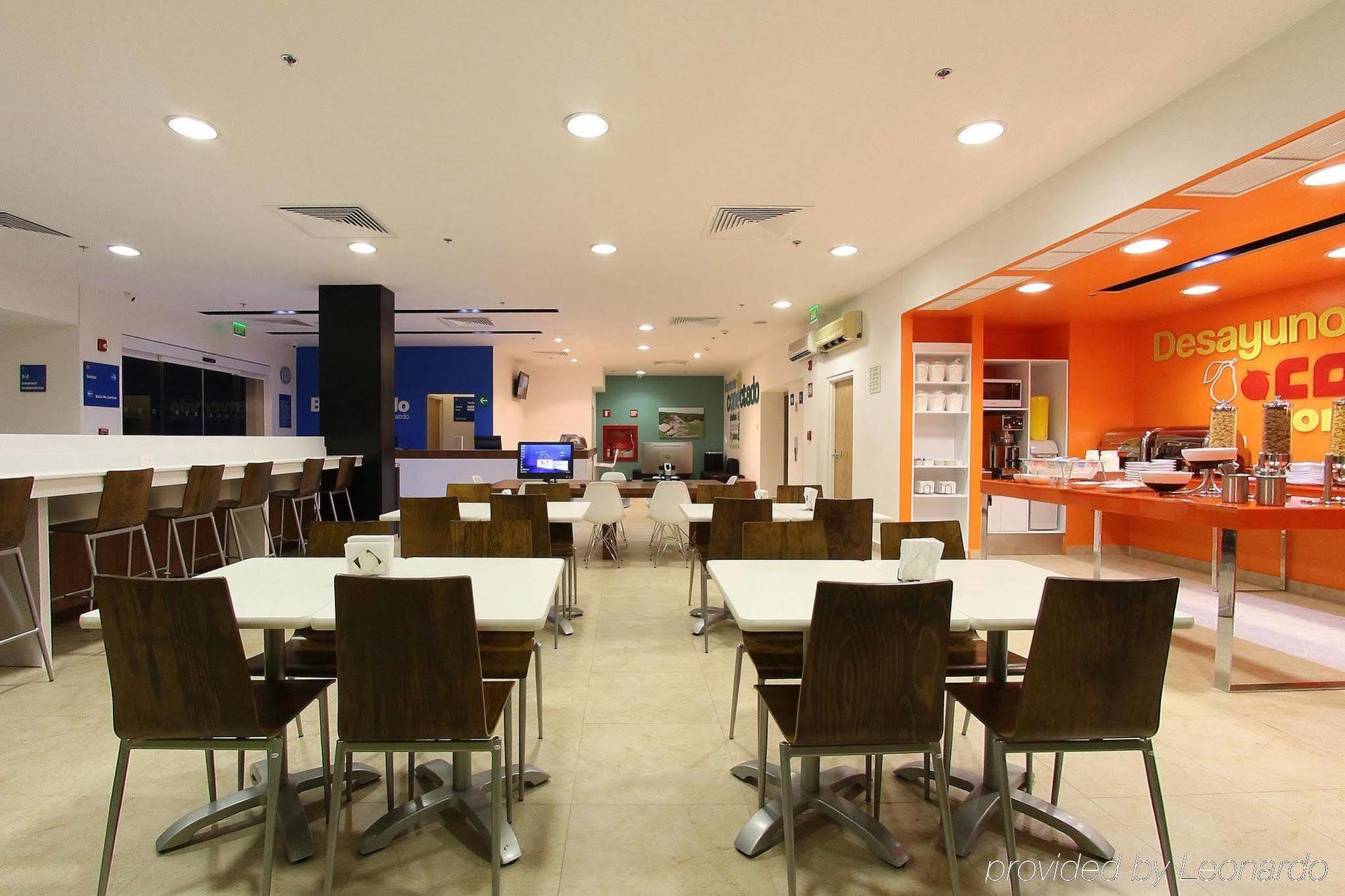 One Villahermosa Centro Nhà hàng bức ảnh